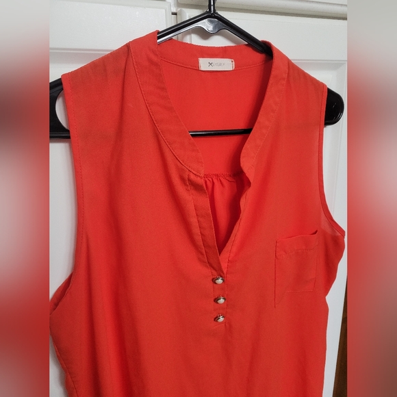 Everly Chiffon Sleeveless Top with Vintage Vibes size Large - Picture 2 of 8